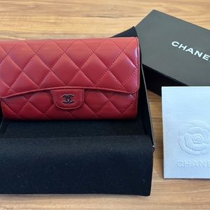 Chanel Classic Flap Wallet - Lambskin & Silver-Tone Metal Red